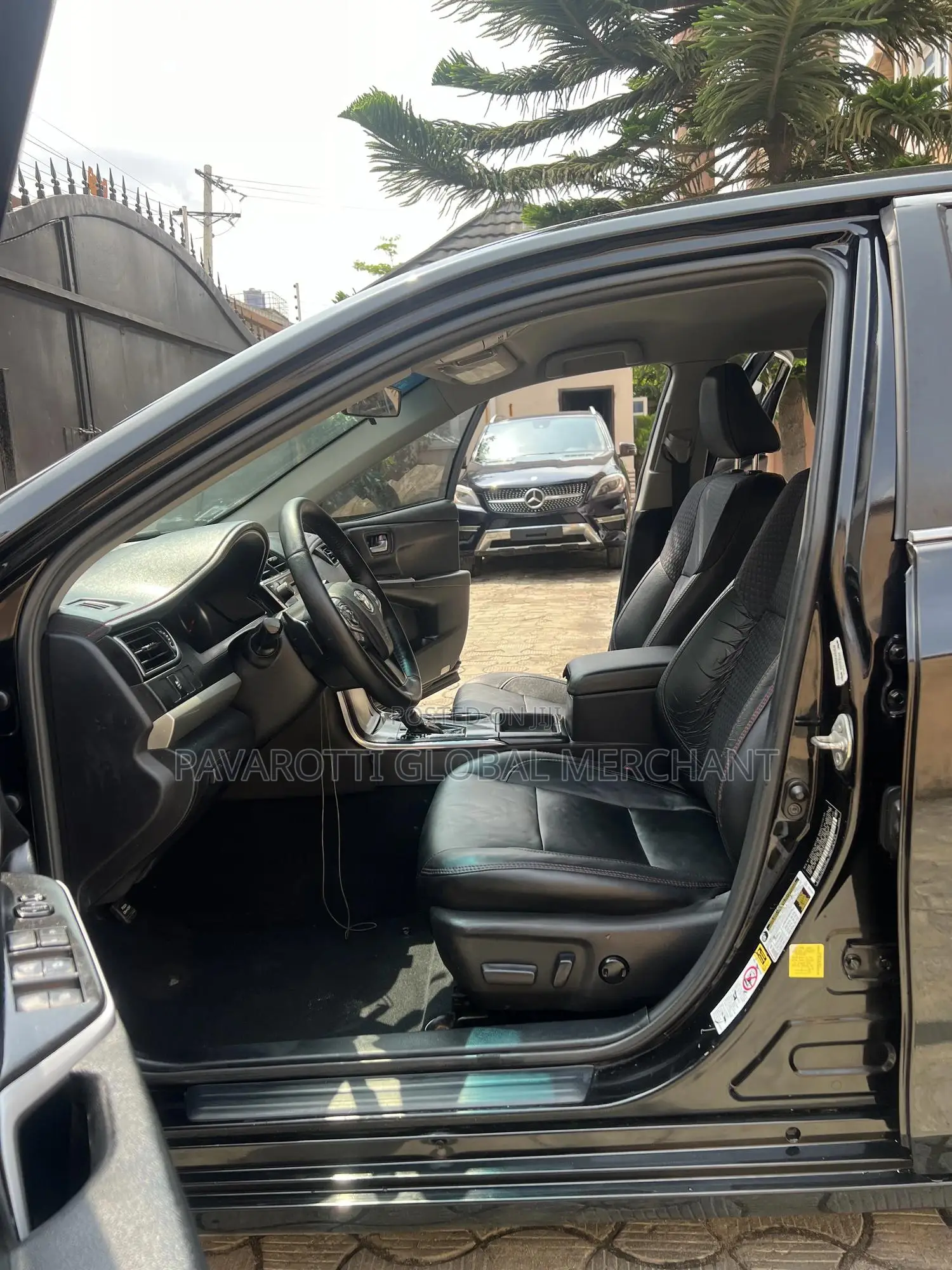 Toyota Camry SE 4dr Sedan (2.5L 4cyl 6A) 2015 Black