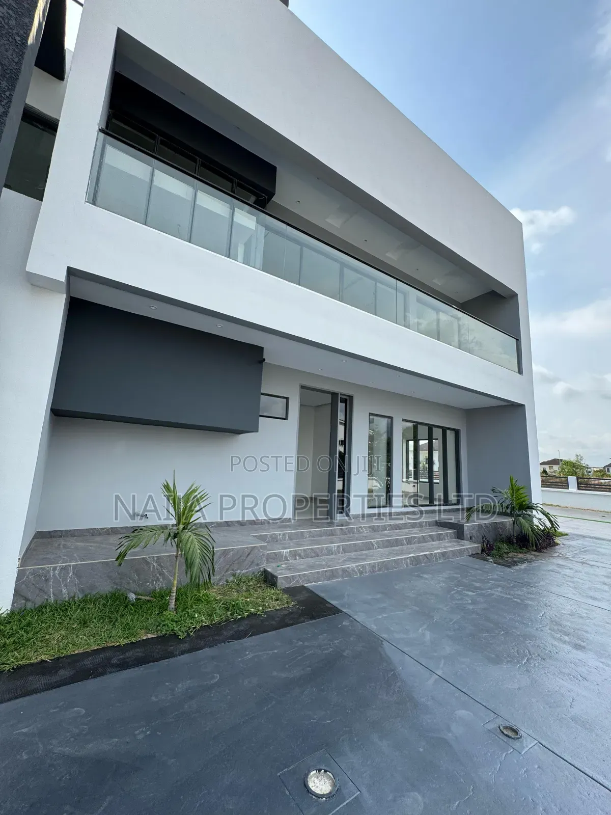 5bdrm Duplex in Royal Garden Estate, Ajah for sale