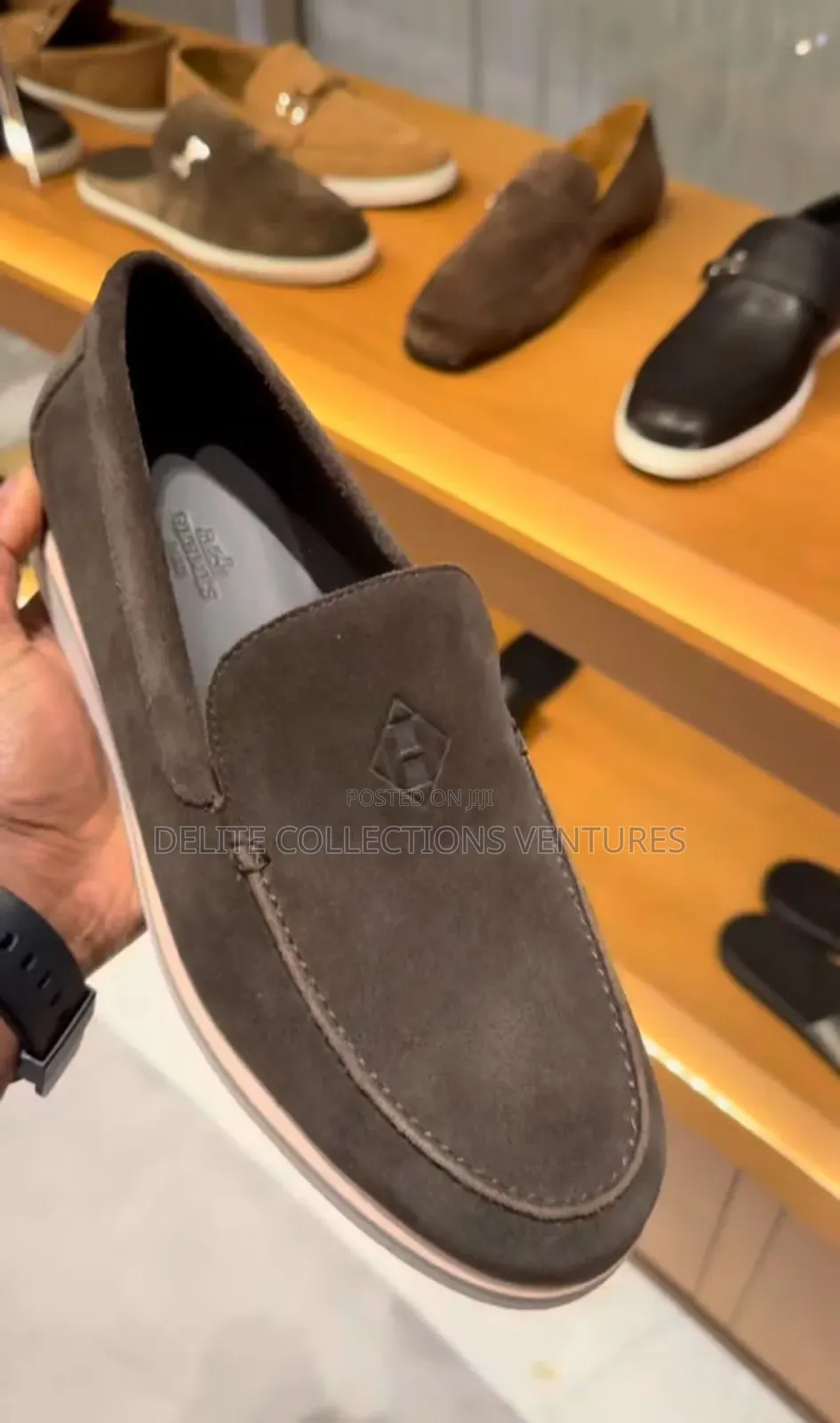*Original Hermes Loafers *
*Size 40 — 46*