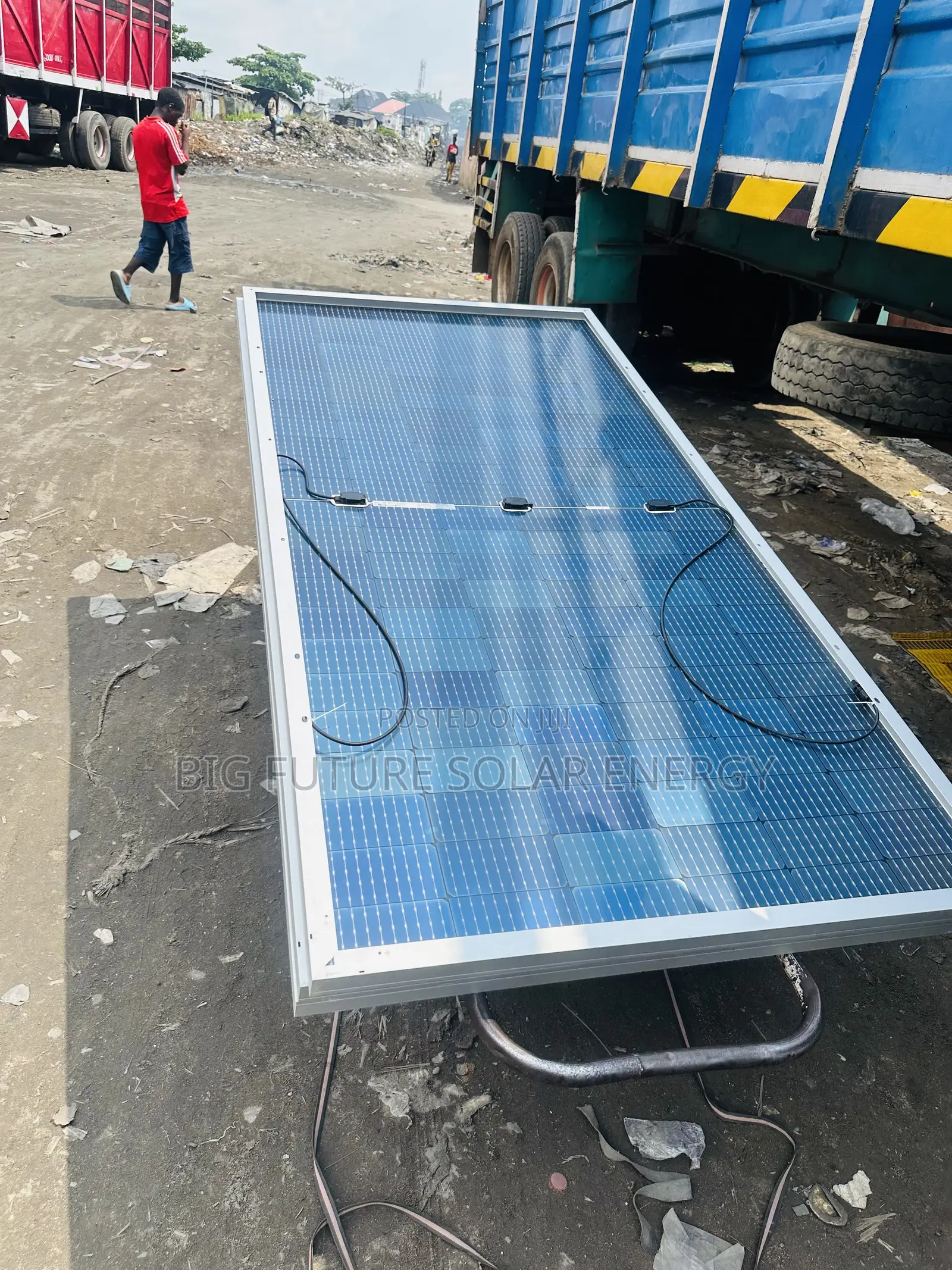 650watts Jinko Solar Panel 144cells