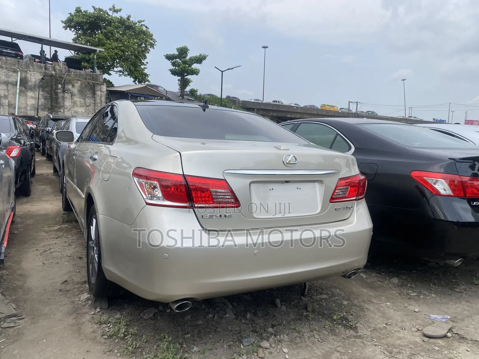 Lexus ES 350 2012 Gold