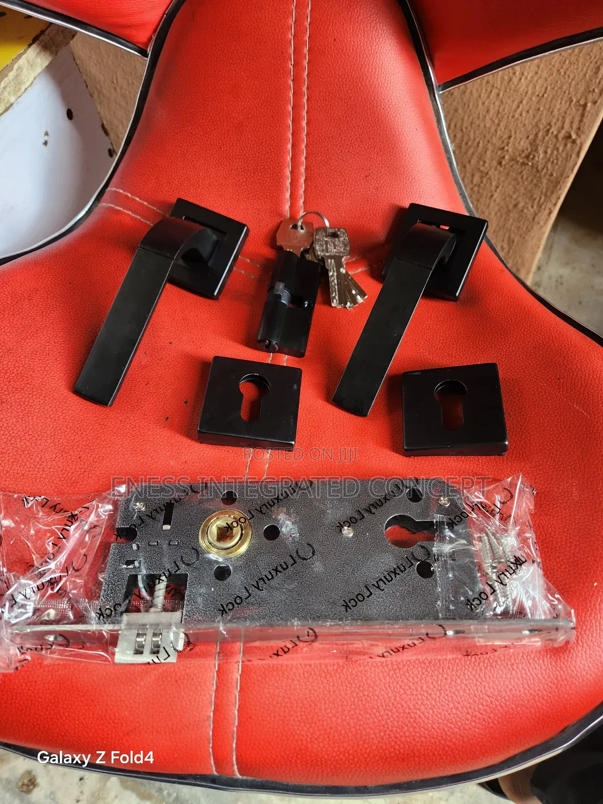 High Quality Antirust Black Coated Lock Set