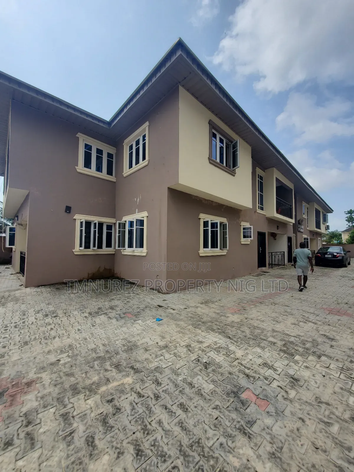 18bdrm Apartment in Close To Mayfair, Chevron for sale