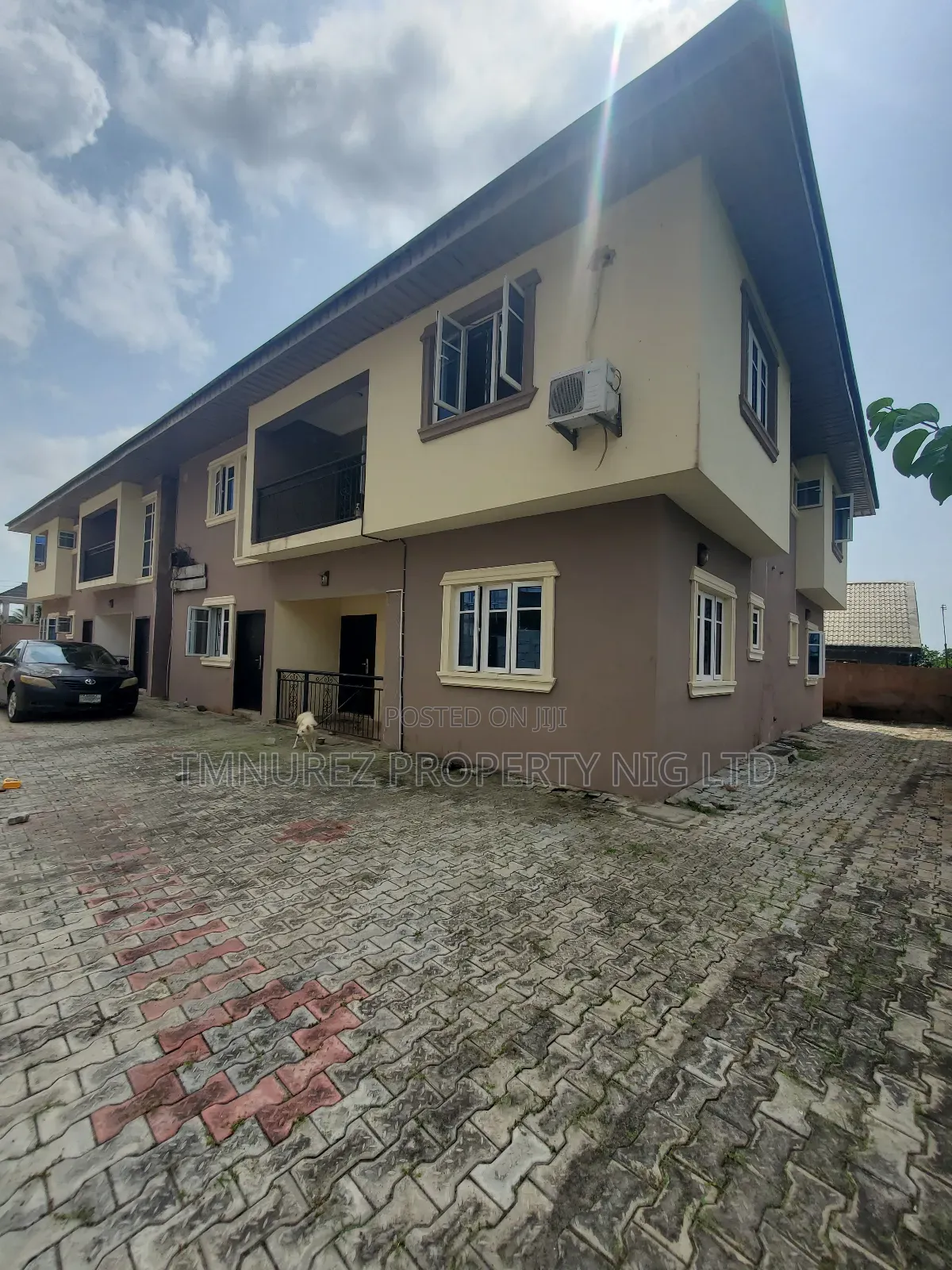 18bdrm Apartment in Close To Mayfair, Chevron for sale