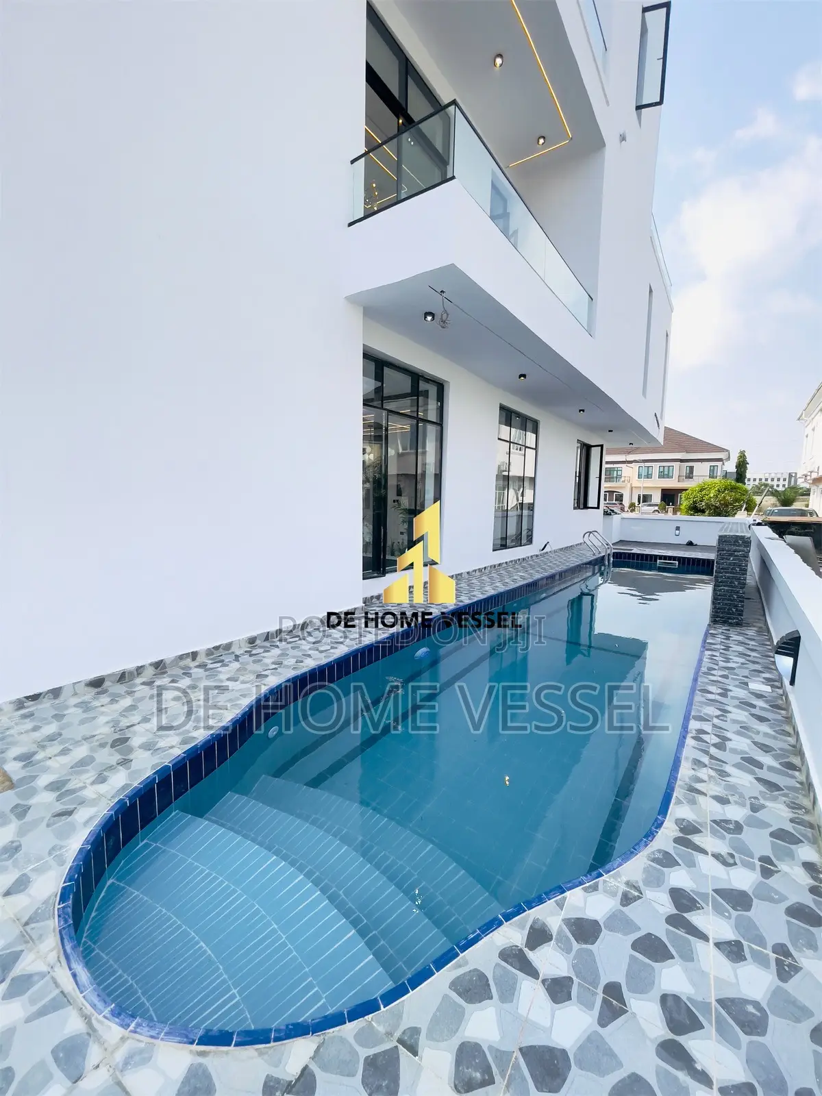 6bdrm Duplex in VGC / Ajah for sale
