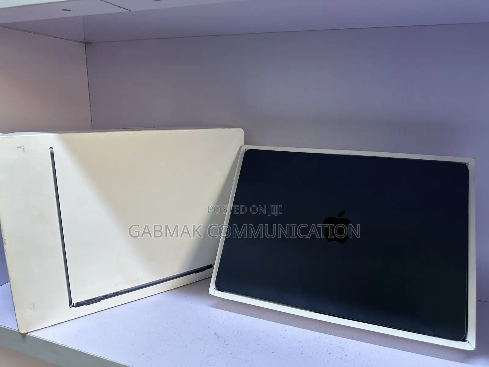 Laptop Apple MacBook Air 2024 M3 13-Inch 8GB Apple M3 SSD 256GB