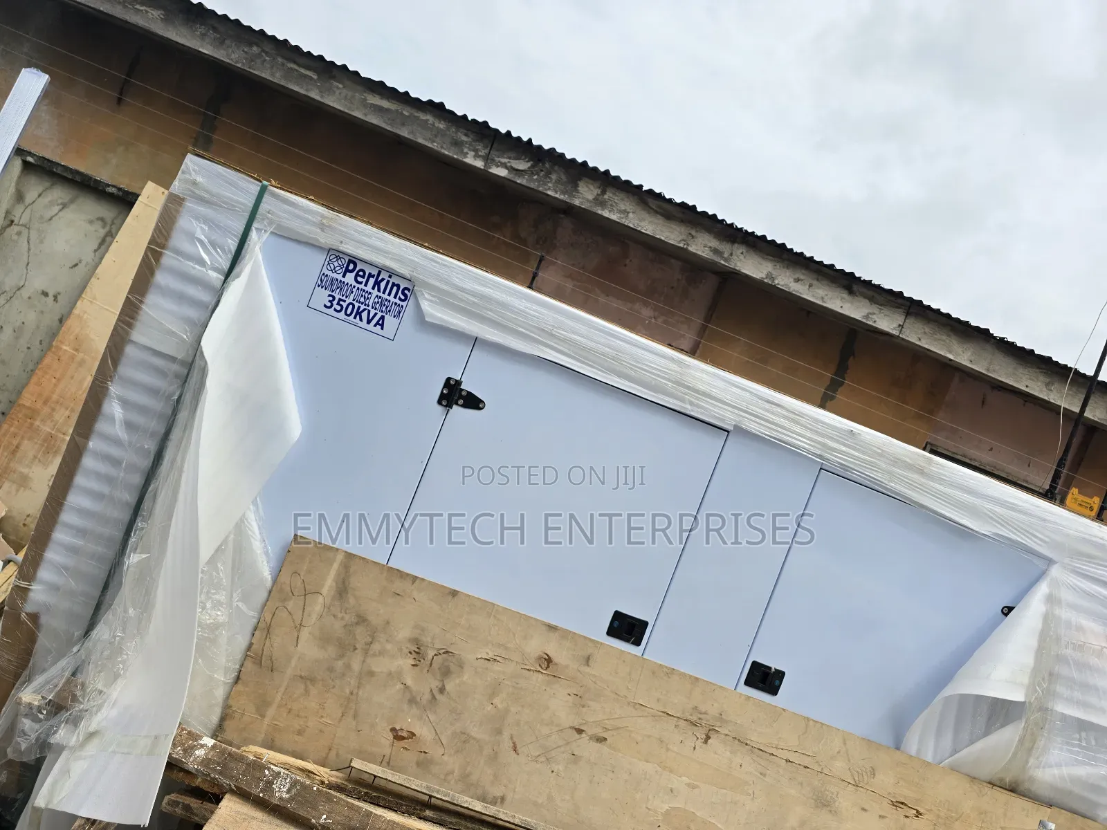 Deal on Perkins Diesel Soundproof Generator Sp350kva 100% Copper Coil