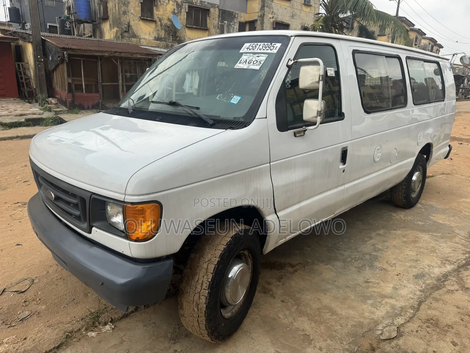 Ford E350 2006 White