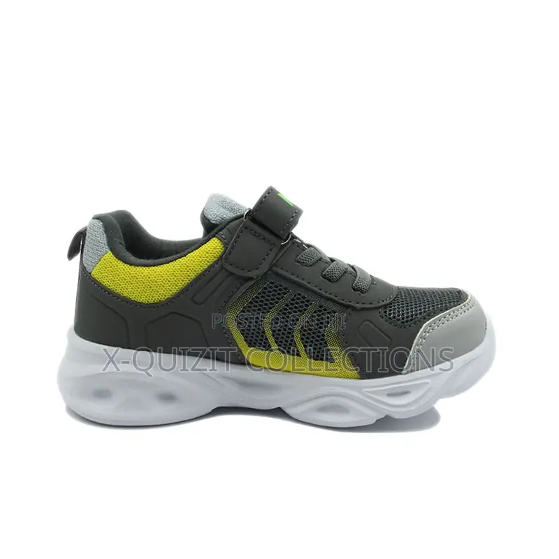 Neon Feet Light Up Sneakers (28-30)