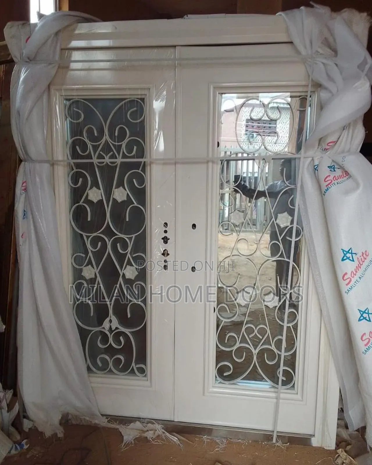 5ft White Glass Entrance Door