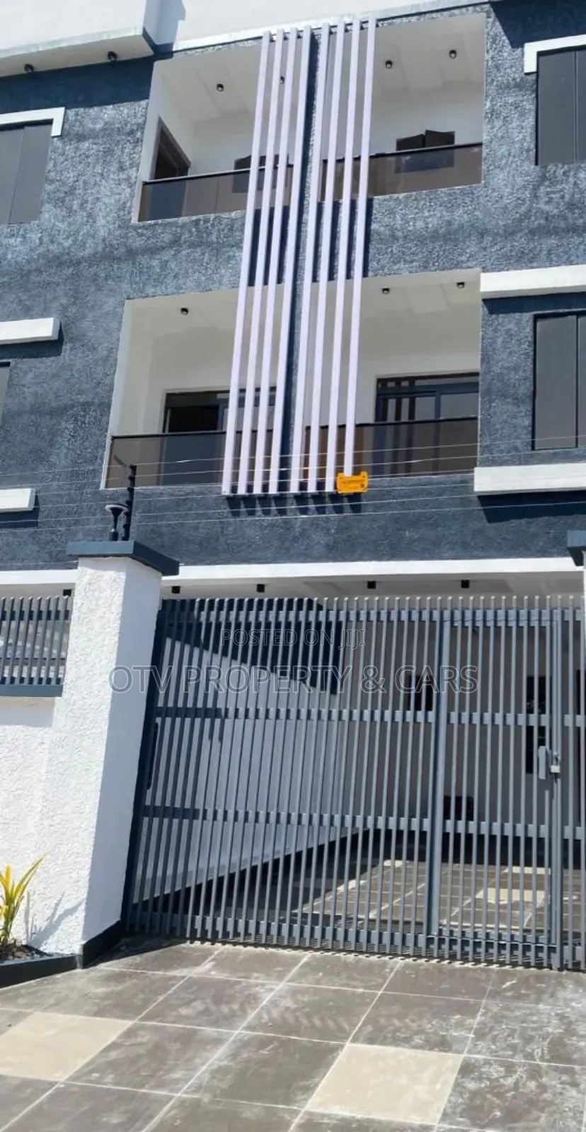 4bdrm Townhouse/Terrace in Lekki Phase 1 for sale