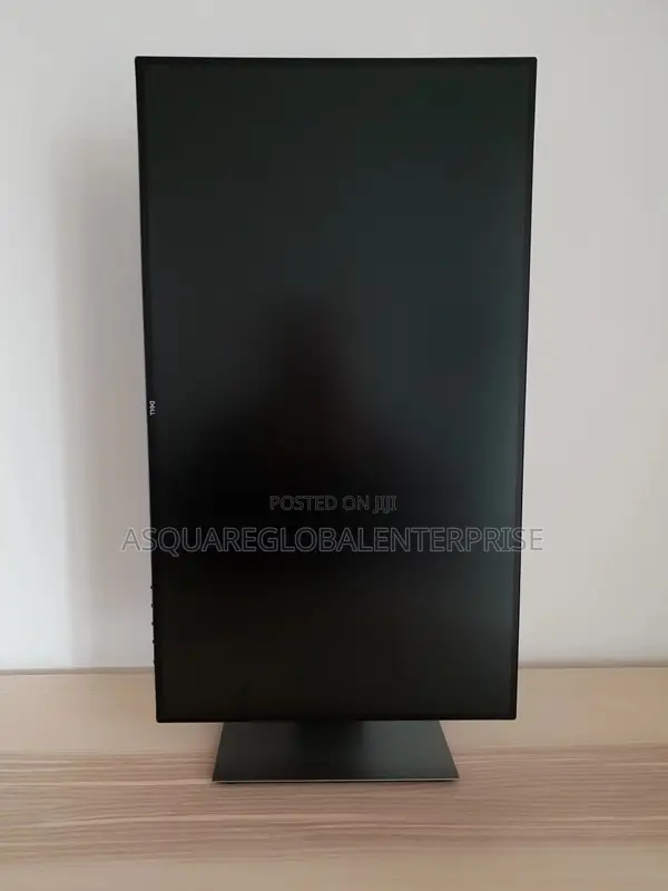 Dell 27 U2717d Inch Ultra Sharp QHD 1440p Monitor