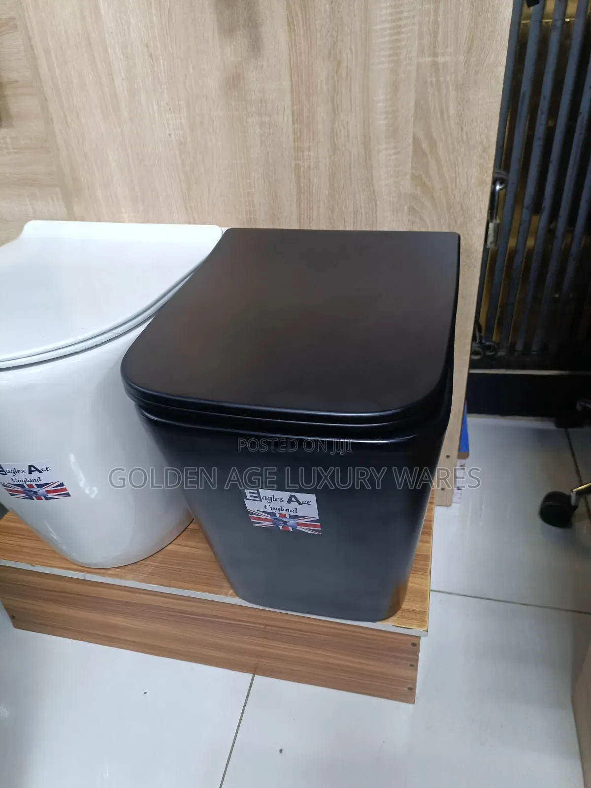 Floor Mount Concealed Wc Black