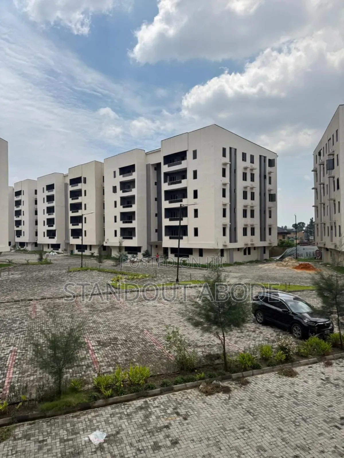 2bdrm Apartment in Ogunlana for sale