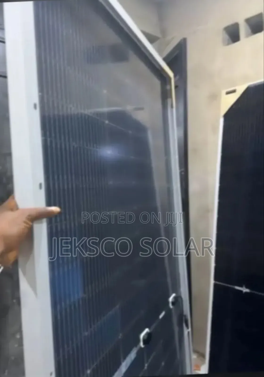 700w Jinko Solar Panel, Bi-Facial, Half Cut.