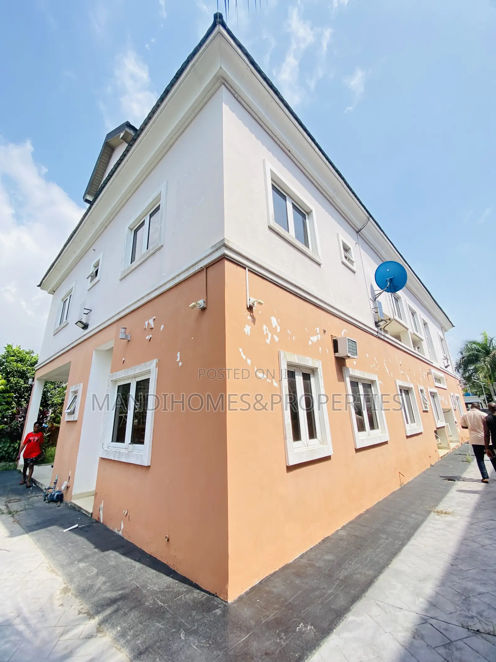 5bdrm Duplex in Ajah for rent