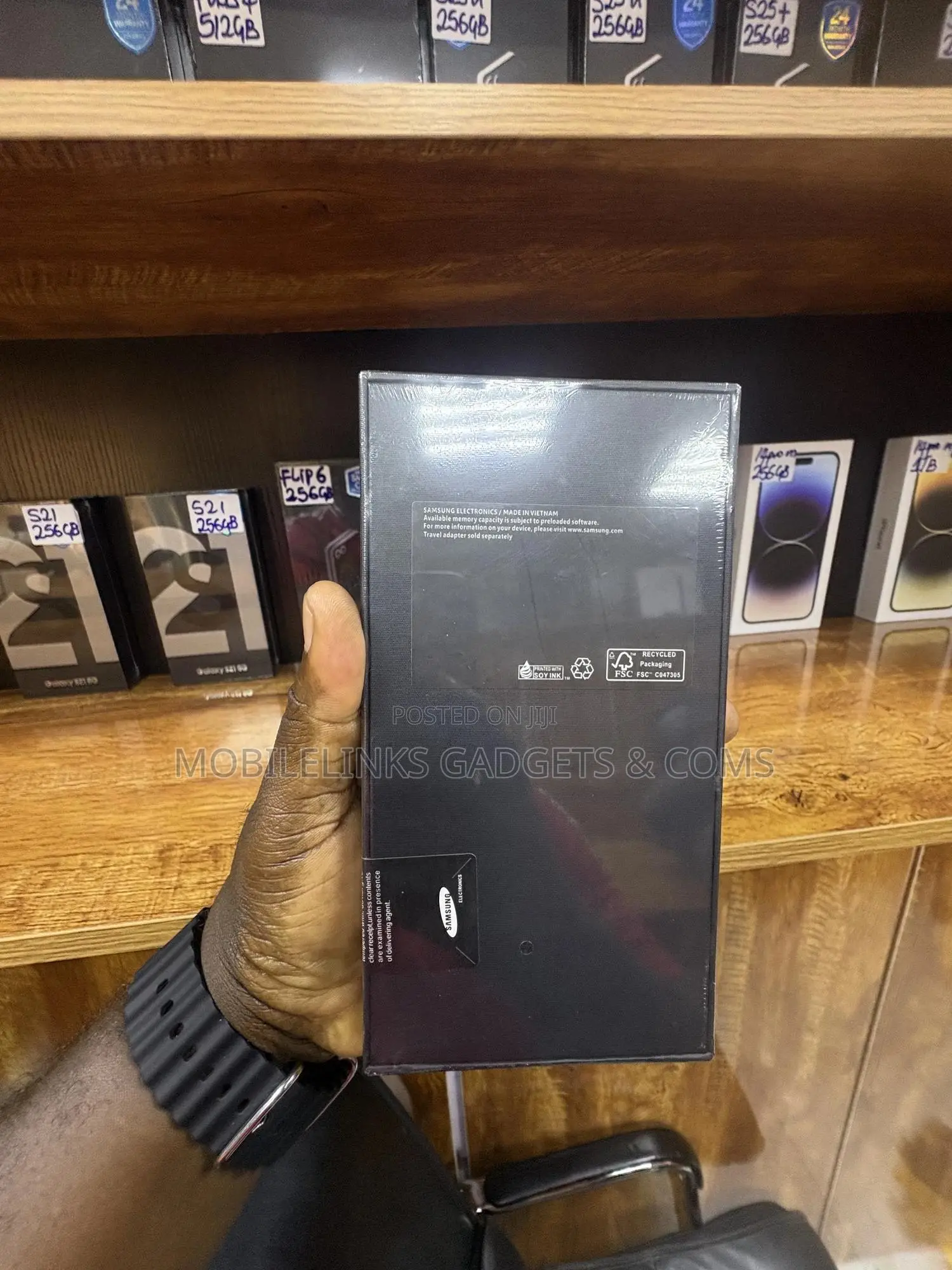 New Samsung Galaxy S22+ 5G 256 GB Black