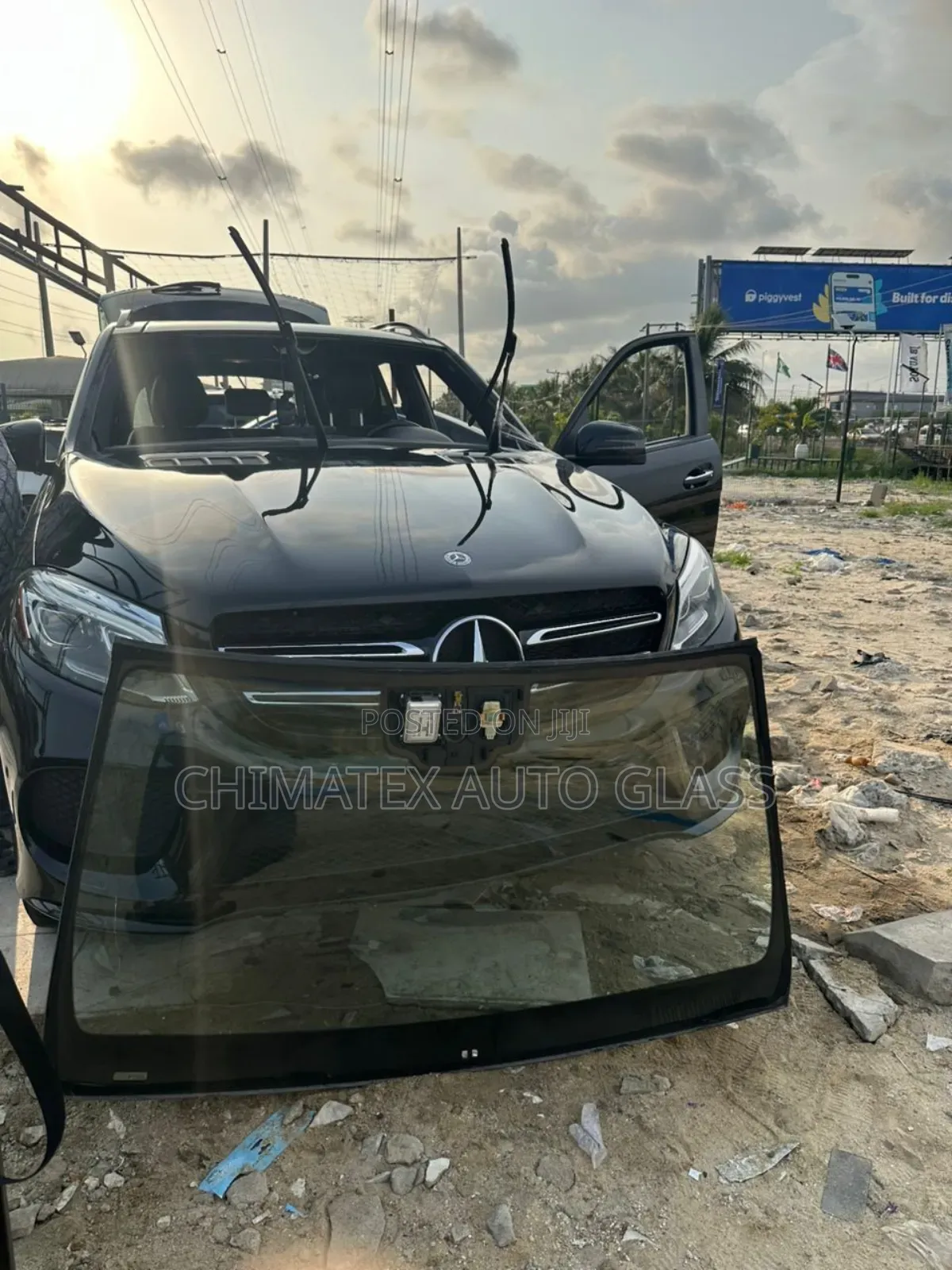 Gle350 2016 Windscreen Glass Available