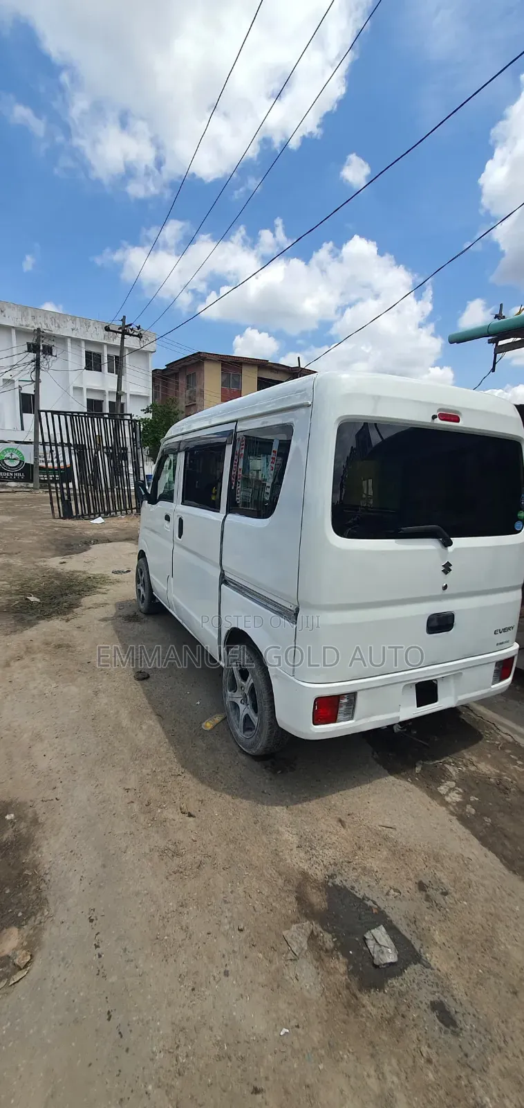 Suzuki APV Minibus 2012 White