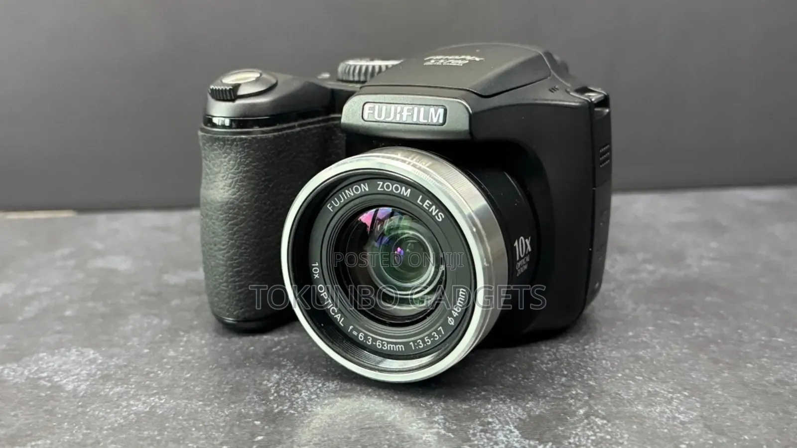 Fujifilm Finepix S5700 7.0mp Digital Camera - Black
