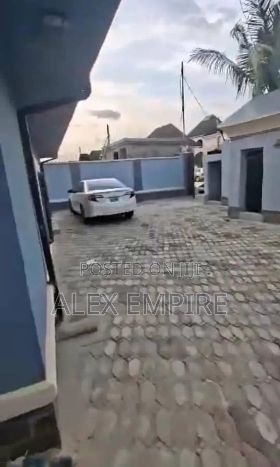 5bdrm Duplex in Ago Palace for sale