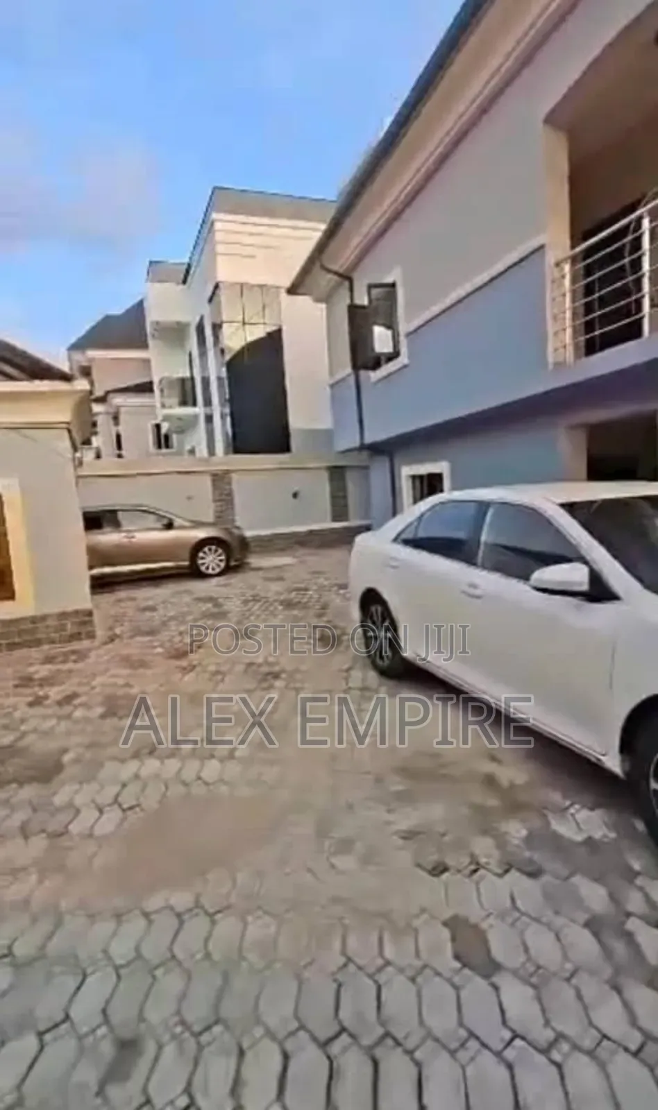 5bdrm Duplex in Ago Palace for sale