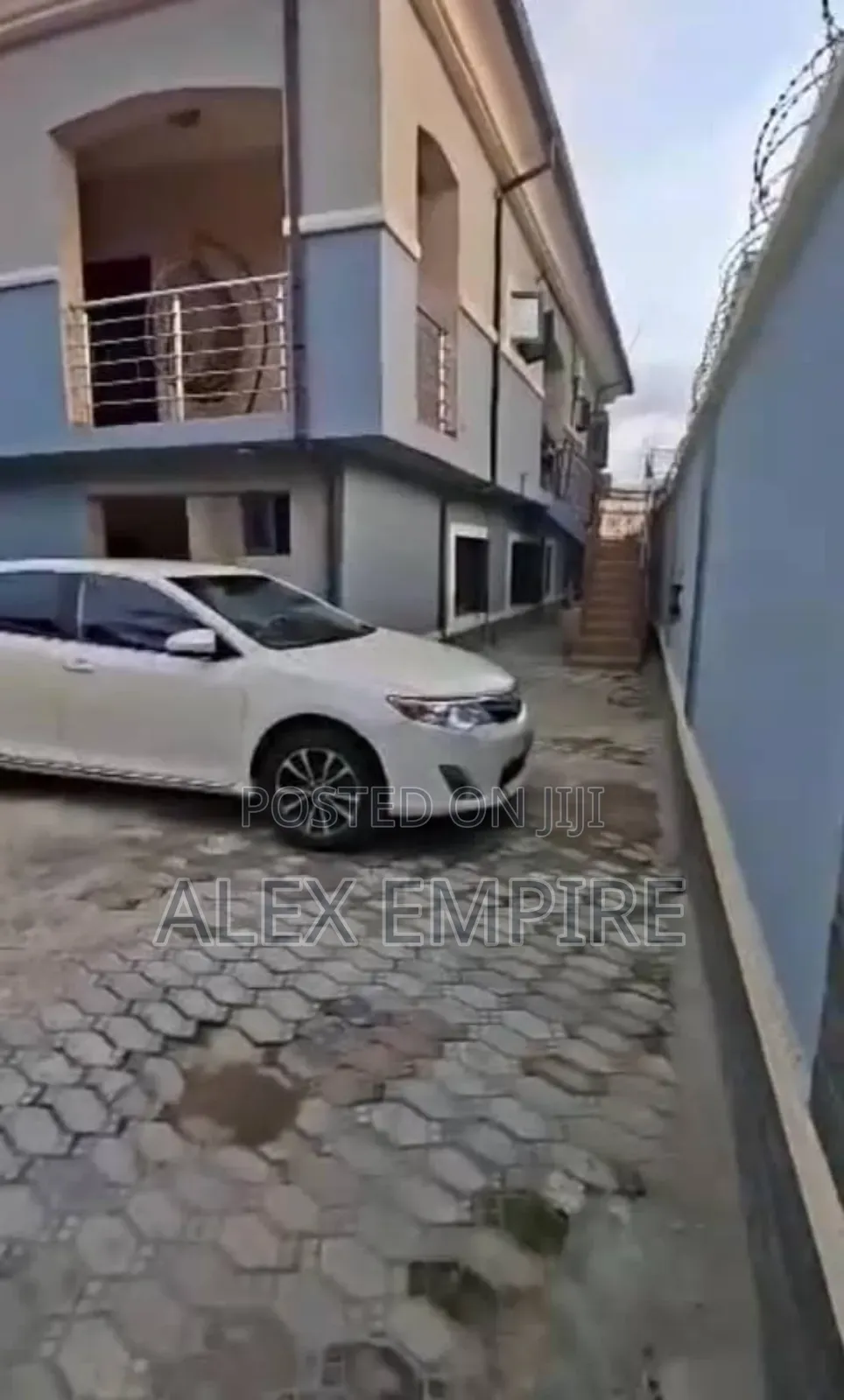 5bdrm Duplex in Ago Palace for sale