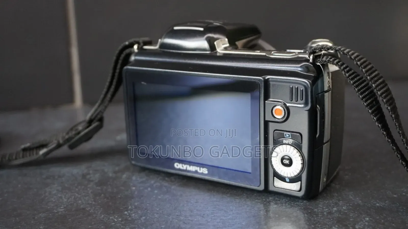 Olympus Sp-810uz 14.0mp Digital Camera - Black