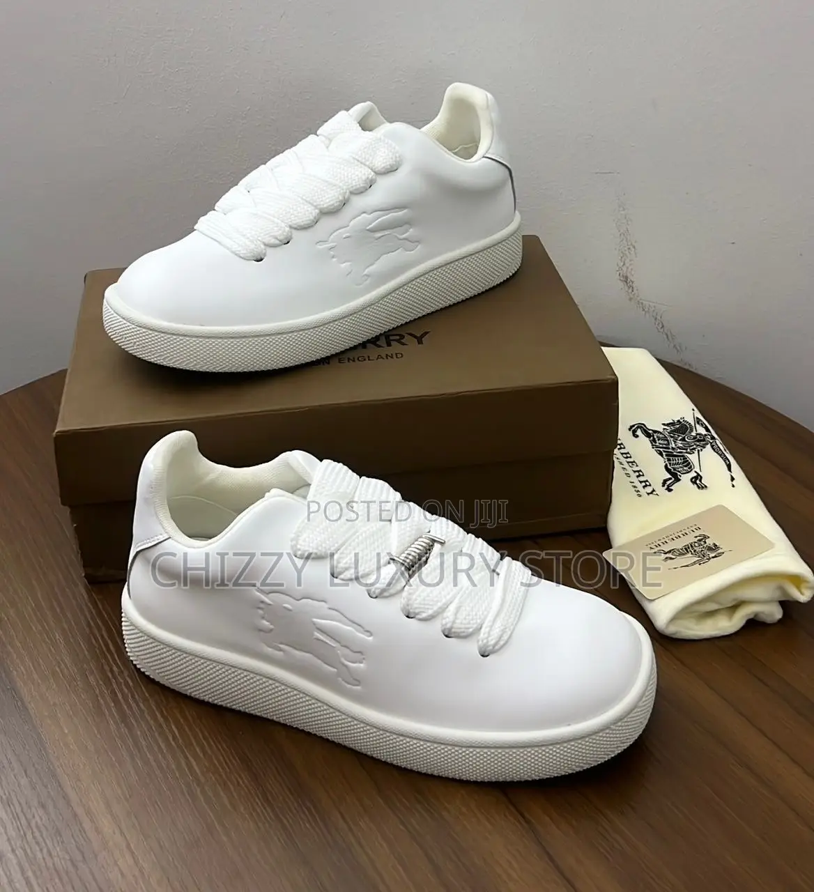 Burberry Quality Luxury Men Sneakers