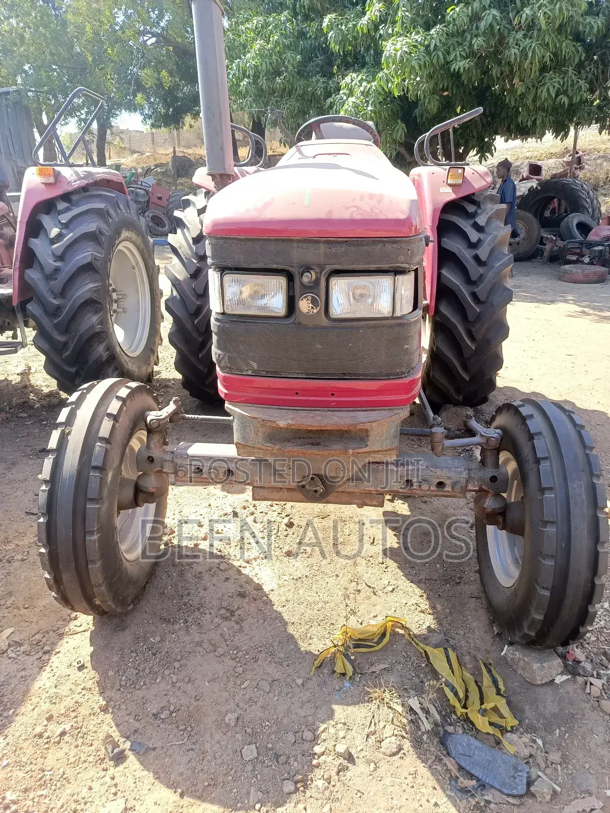 Used Mahindra Tractor 605 Di