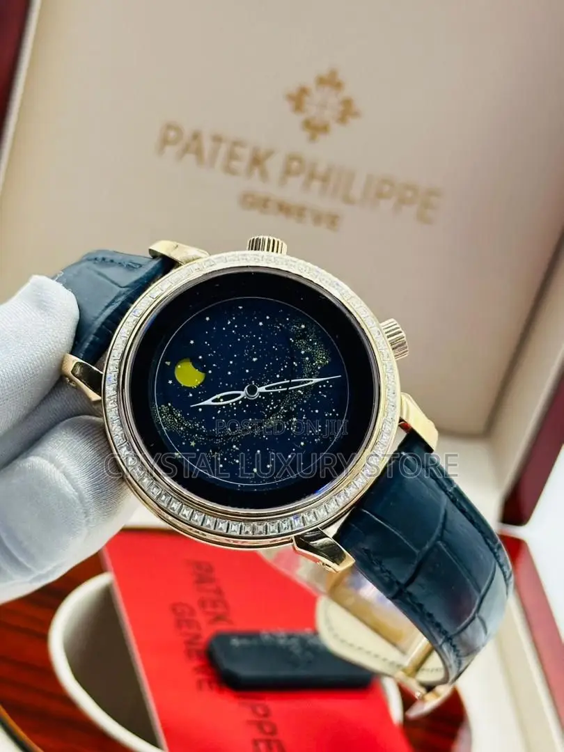 Patek Philippe Quality Luxury Genuine Leather Moon Light Wristwatch