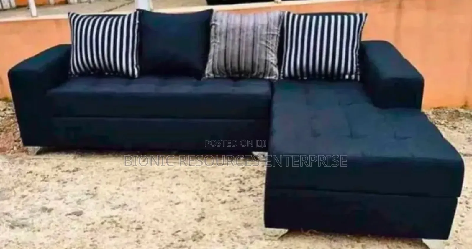L Shape Chairs Without Single Seater