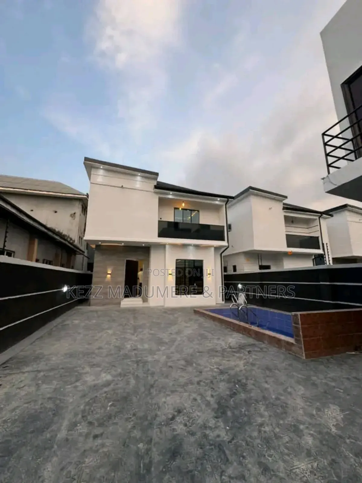 4bdrm Duplex in Shell Cooperative, Port-Harcourt for sale
