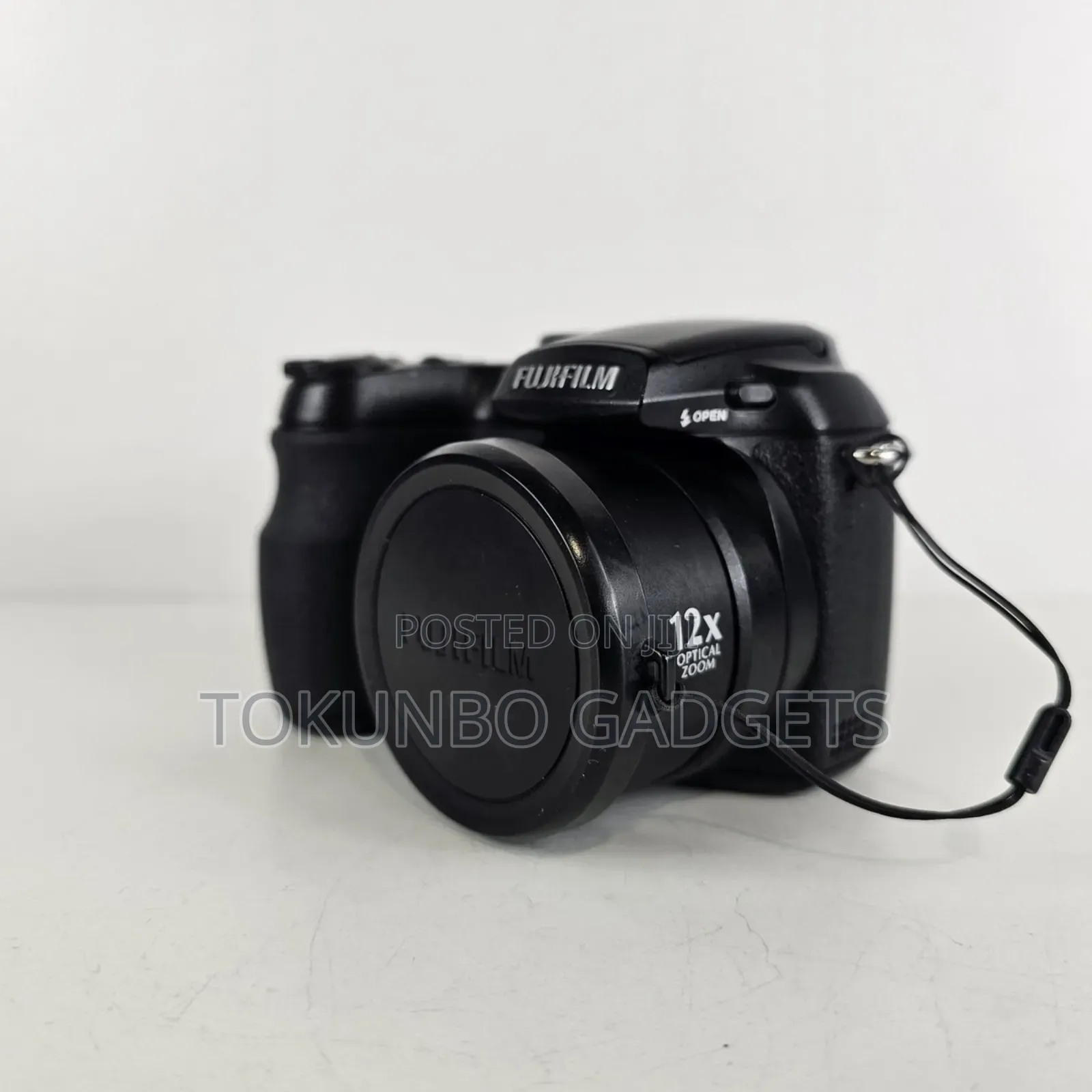 Fujifilm - Finepix S1000fd - 10.0mp - 12x Zoom Digital Camera