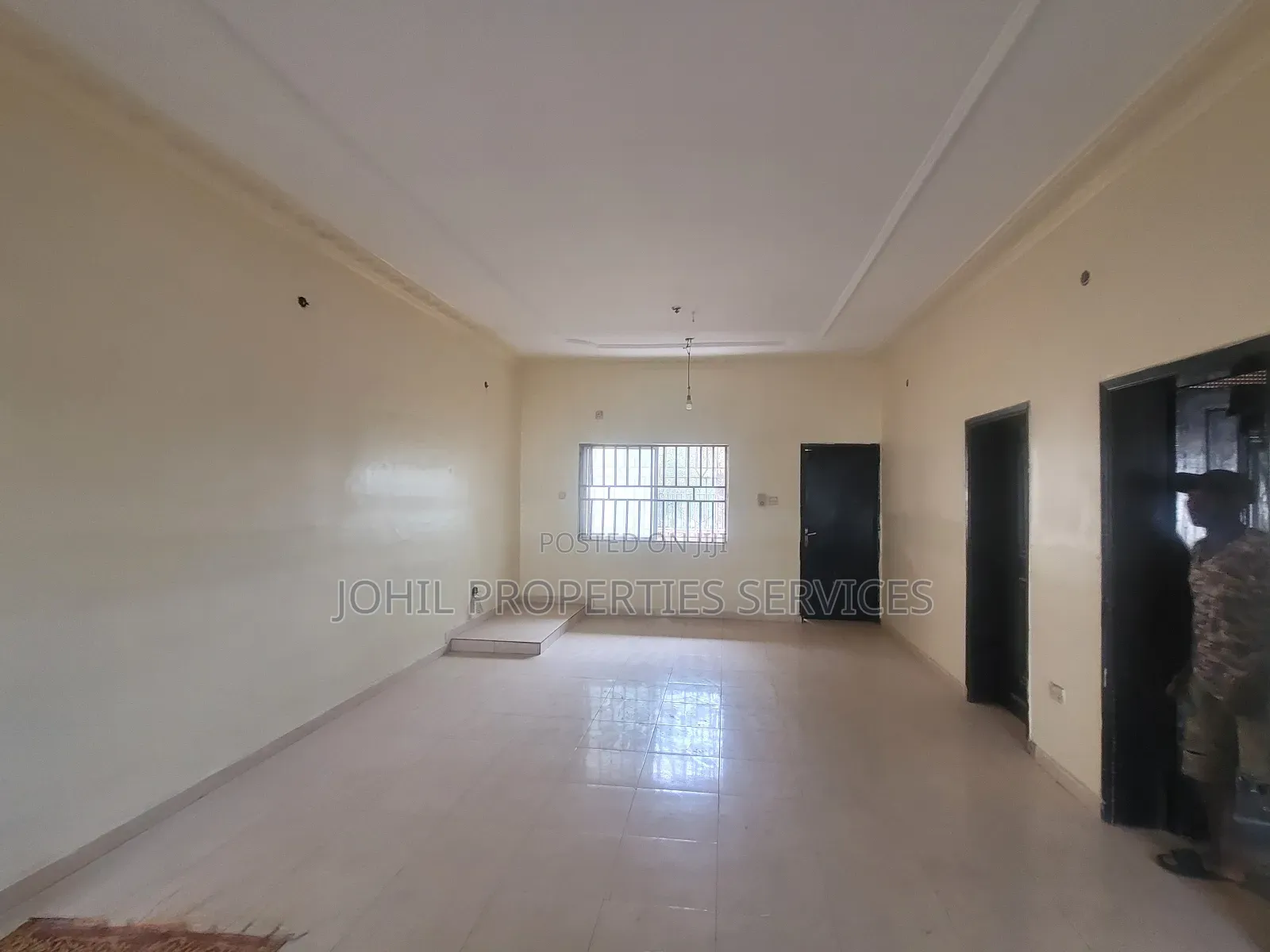 4bdrm Duplex in Legislative Quarters, Apo District for sale