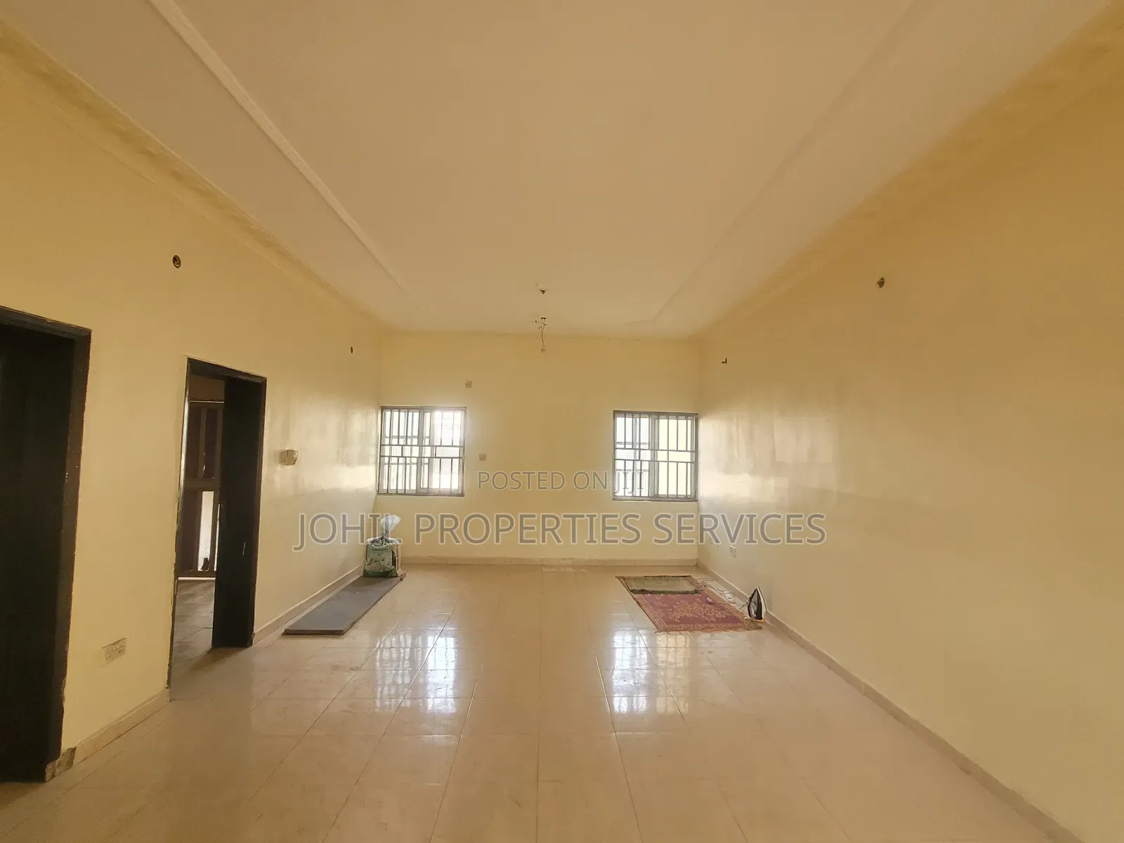 4bdrm Duplex in Legislative Quarters, Apo District for sale