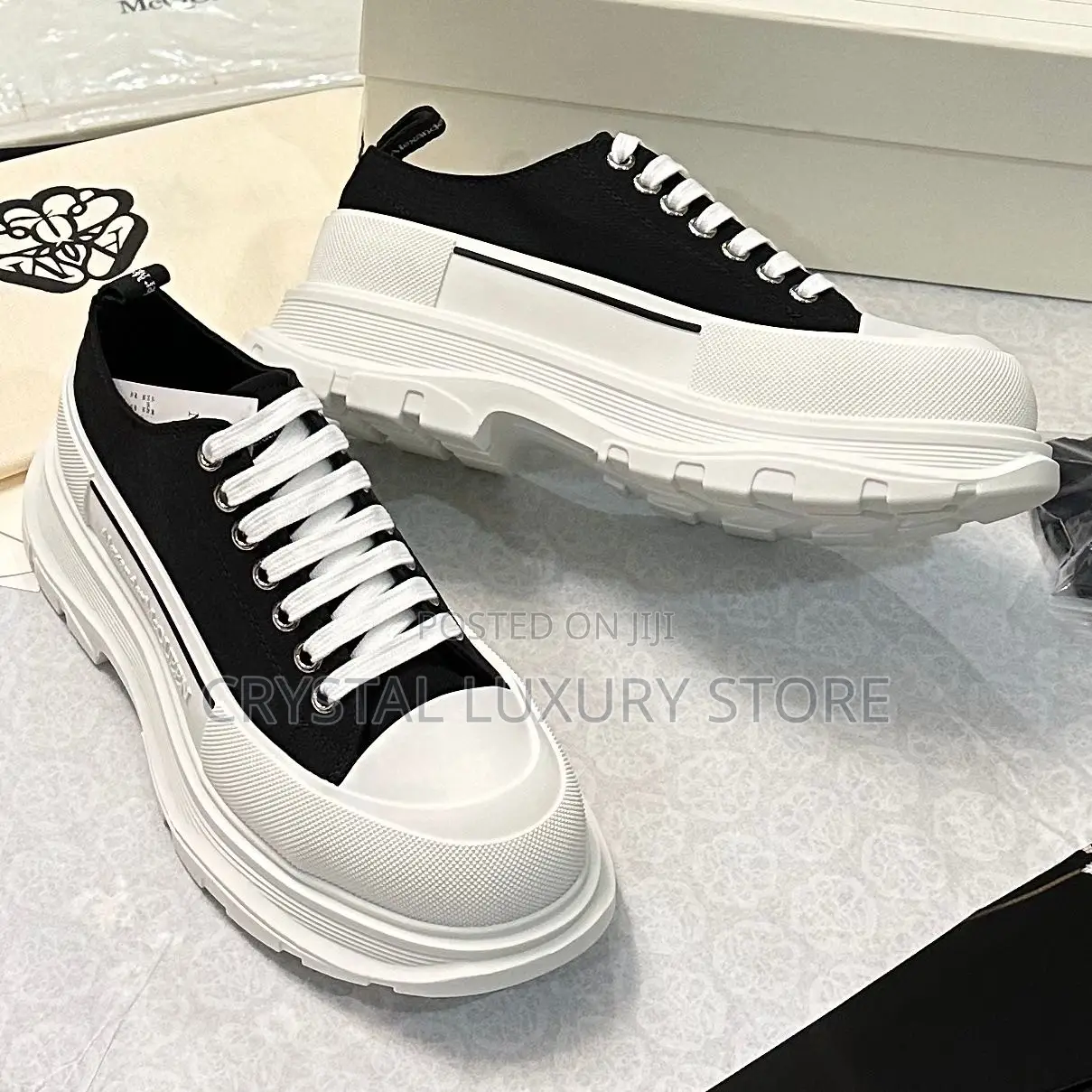 Alexander McQueen Quality Luxury Men Sneakers