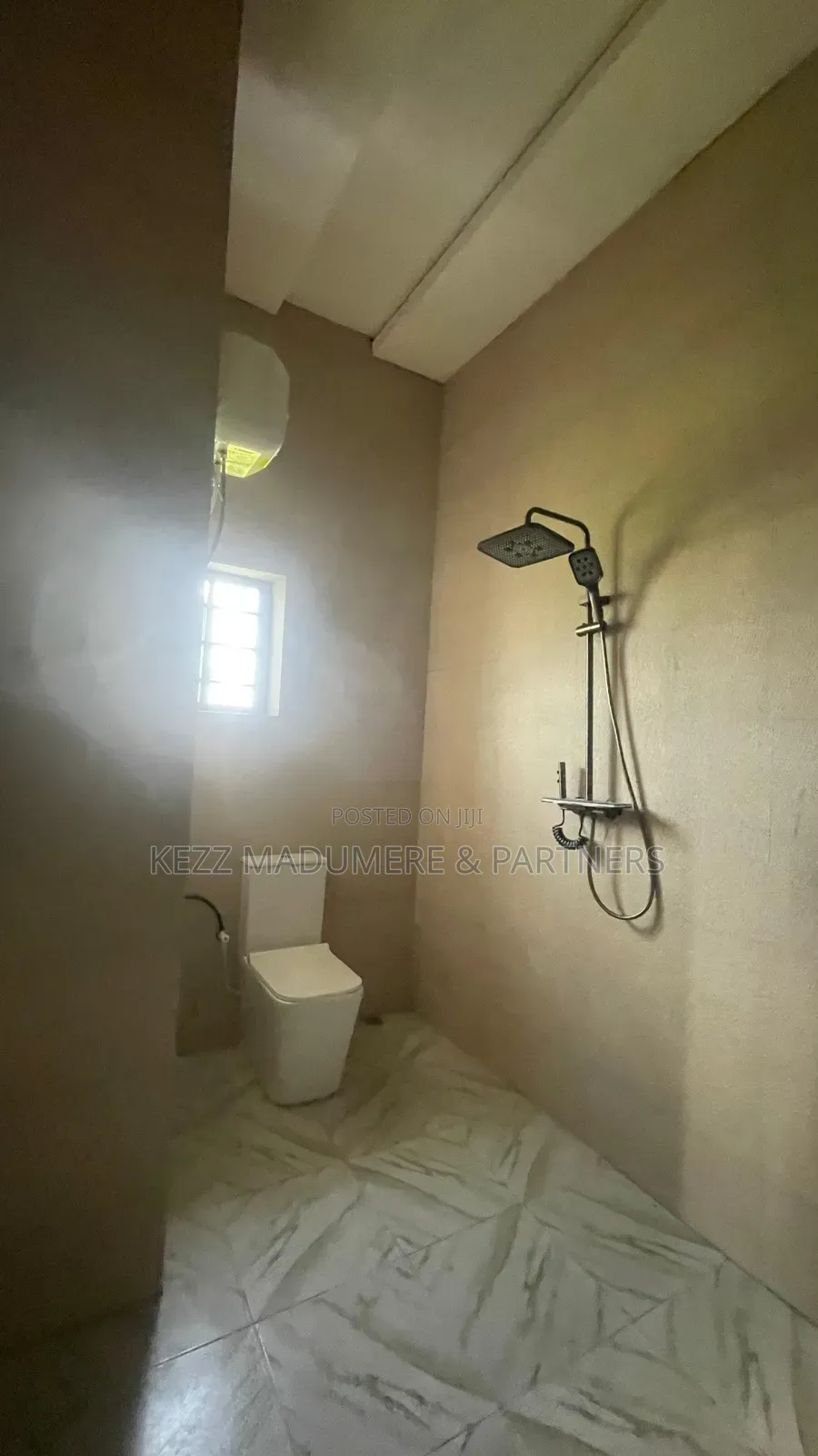 4bdrm Duplex in Cedarwood Garden for sale