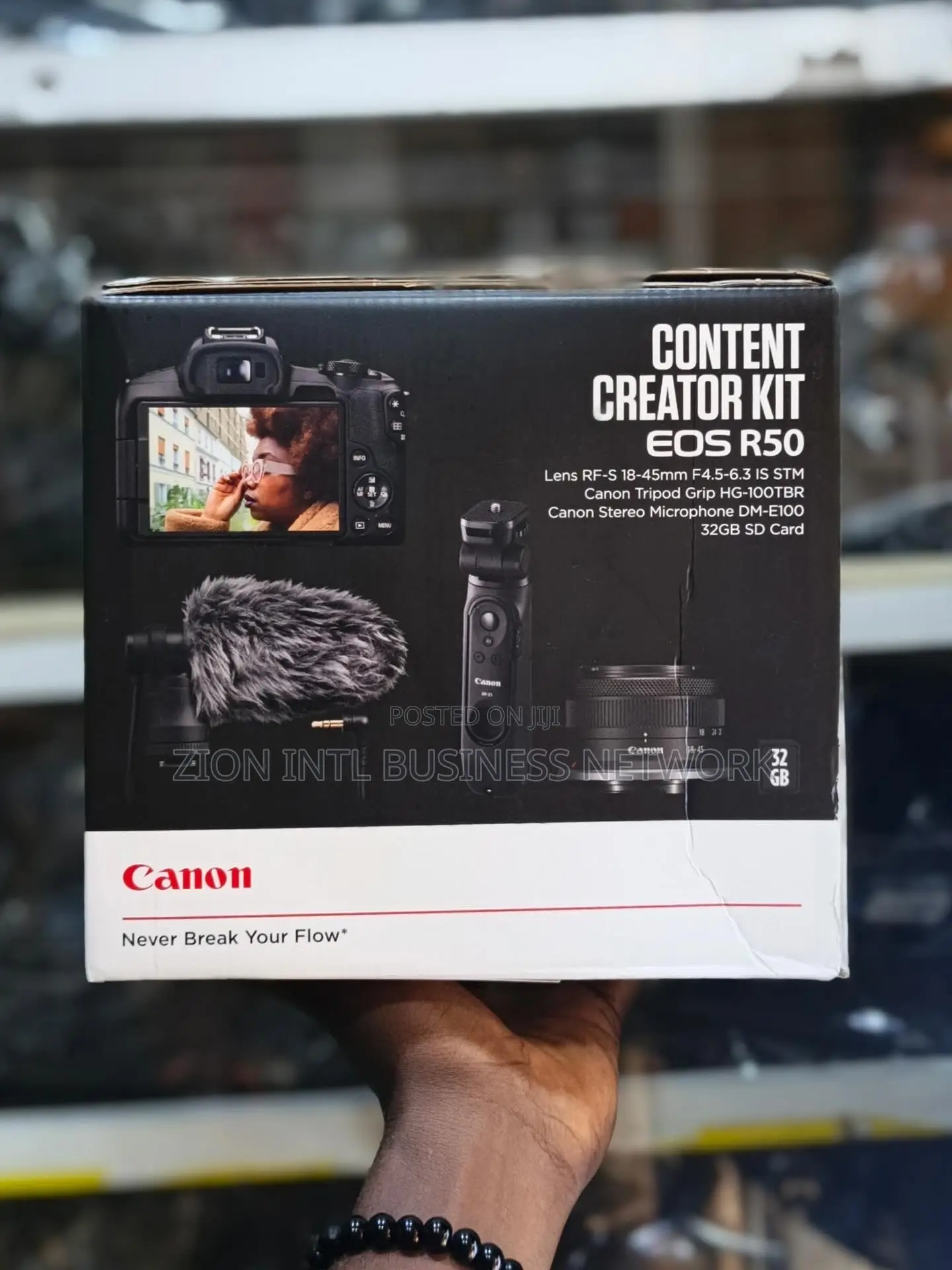 Canon R50 Creator Combo