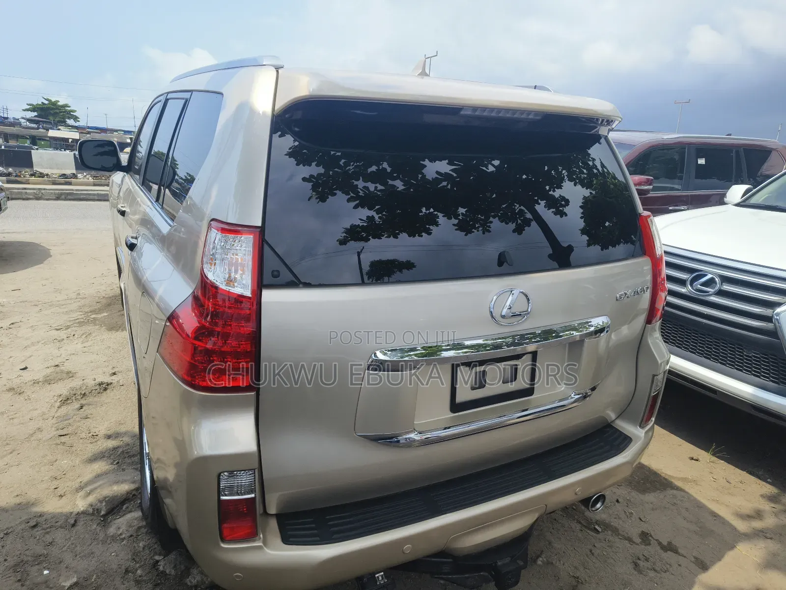 Lexus GX 460 Base 2013 Gold