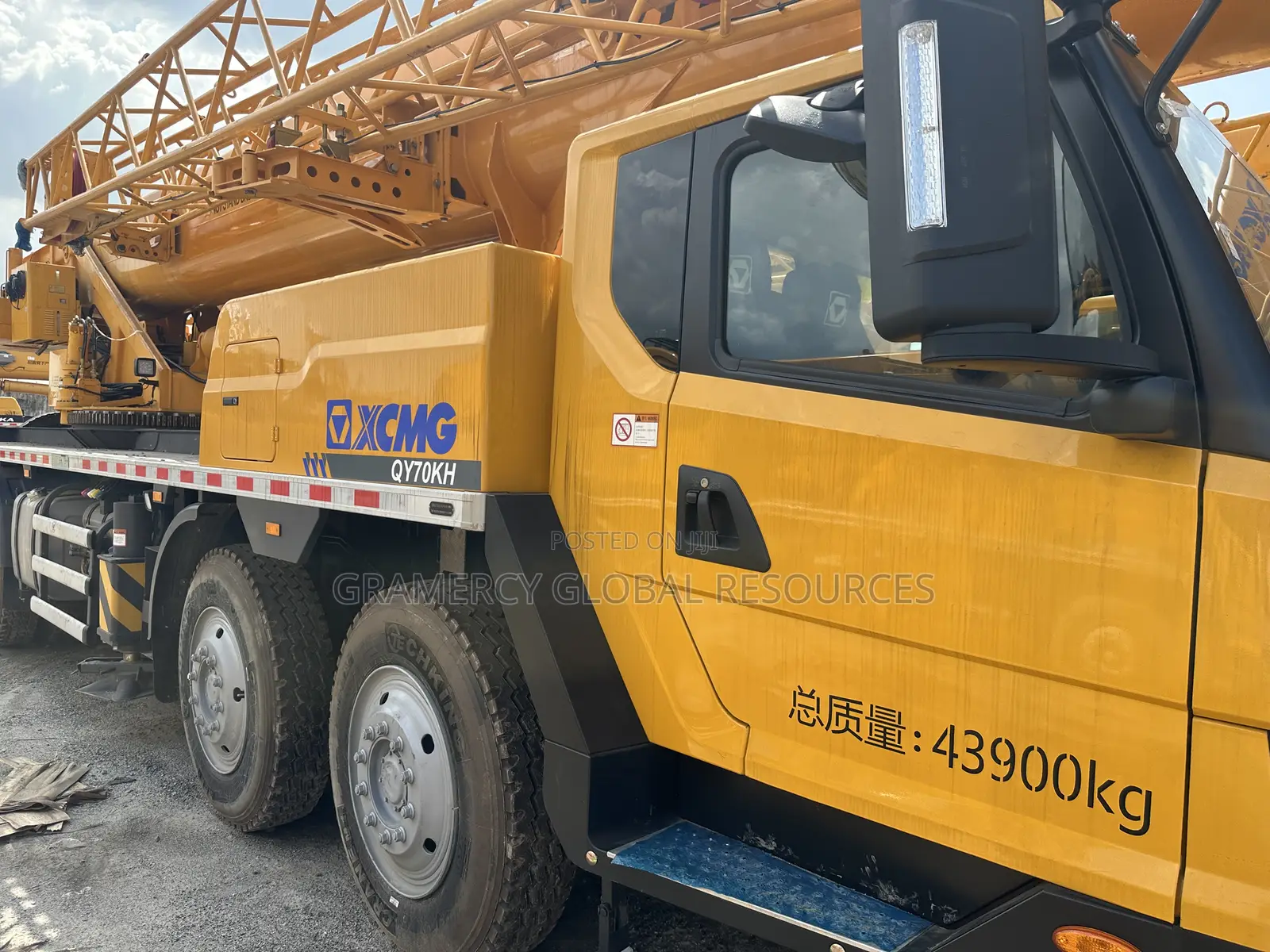 Brand New 2025 XCMG 70 Tons Mobile Crane for Sale