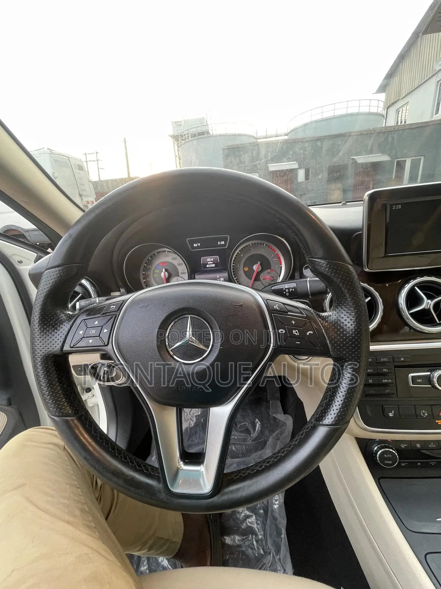 Mercedes-Benz GLA 250 2015 White
