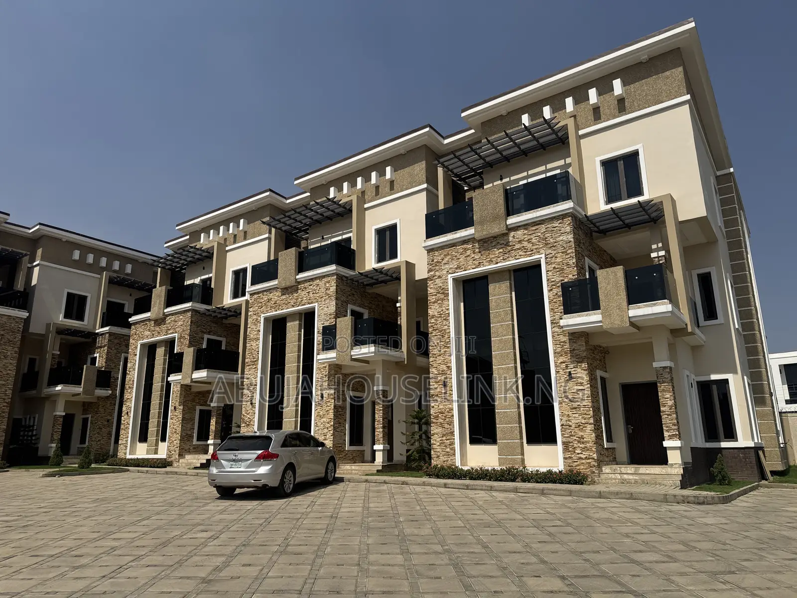 4bdrm Duplex in Jahi By Gilmore, Jabi for sale
