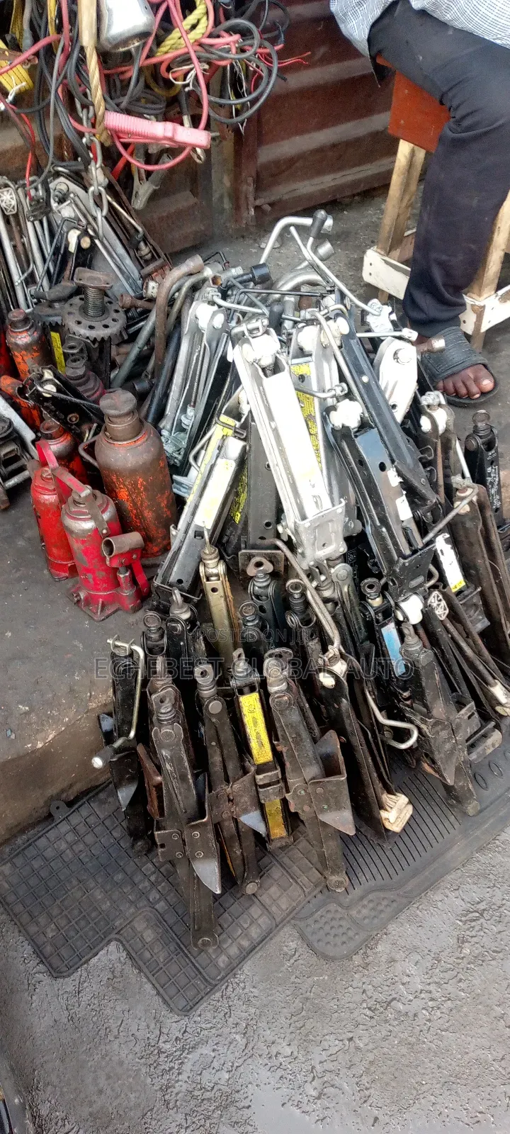 Pumping Jacks for All Engines and Vehicles