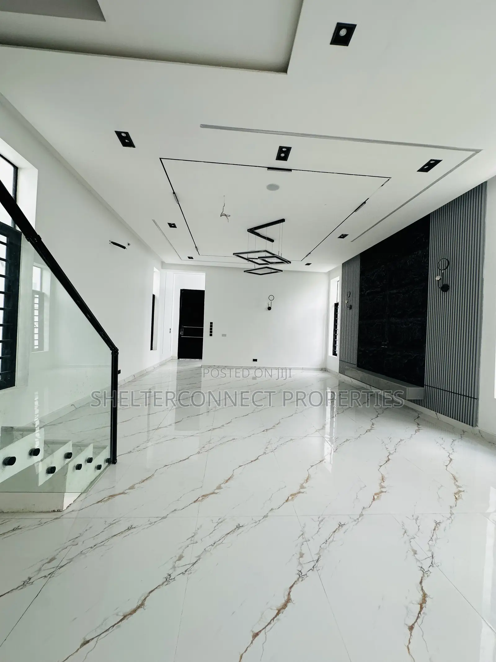5bdrm House in VGC / Ajah for sale