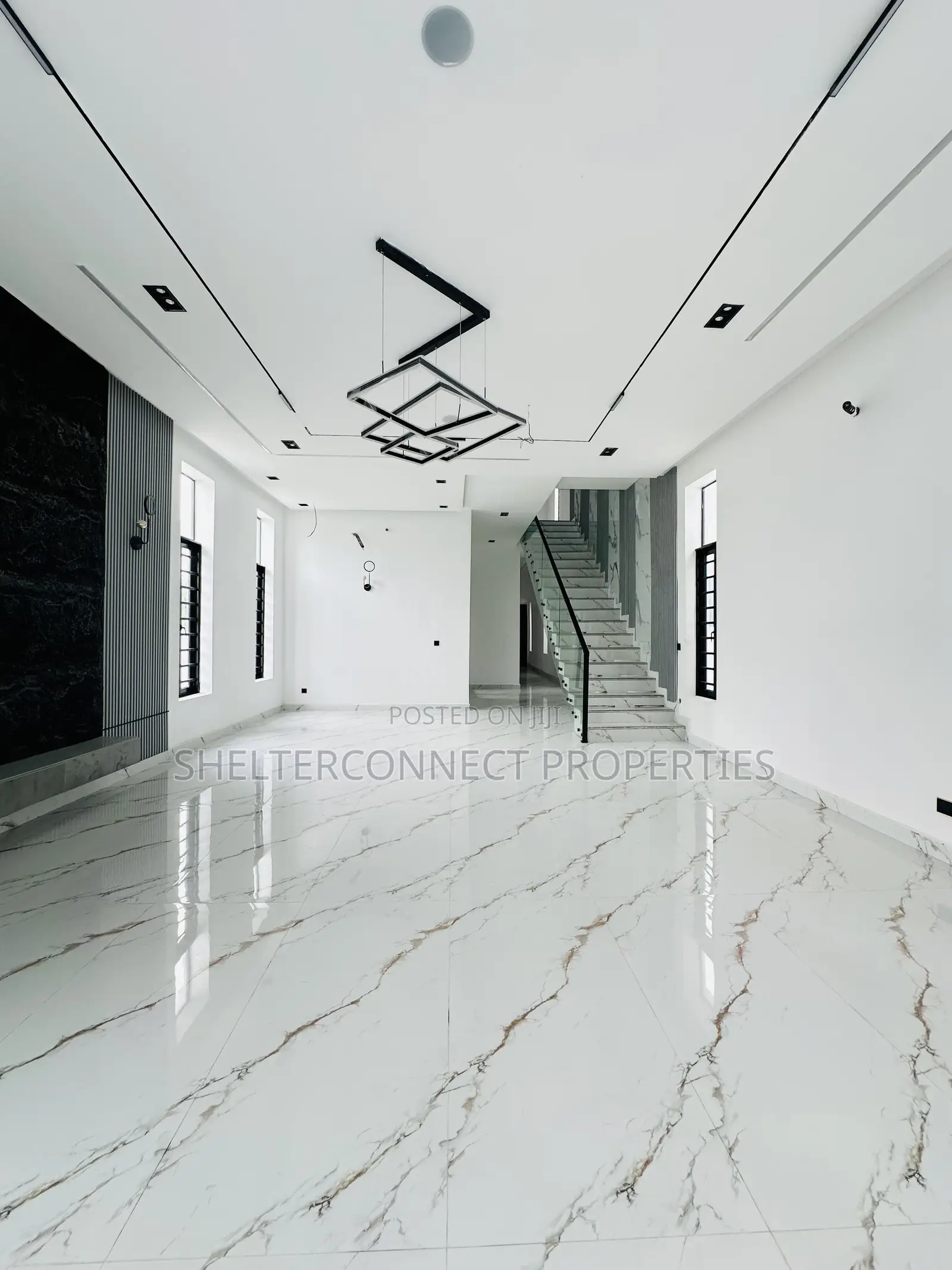 5bdrm House in VGC / Ajah for sale