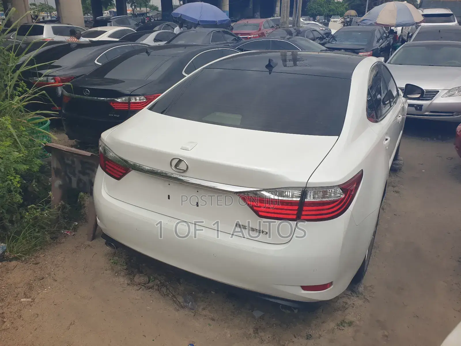 Lexus ES 350 FWD 2014 White