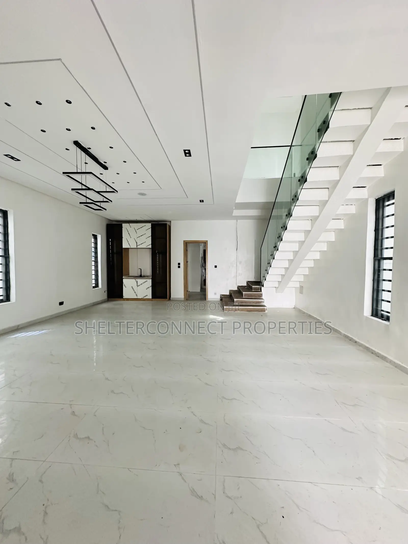 5bdrm Duplex in Ajah for sale