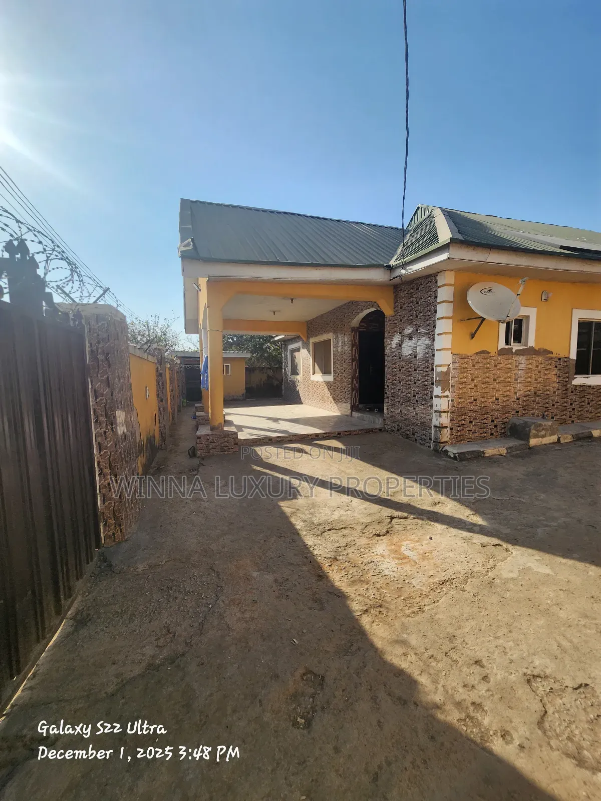 3bdrm Bungalow in Fha Lugbe. for sale