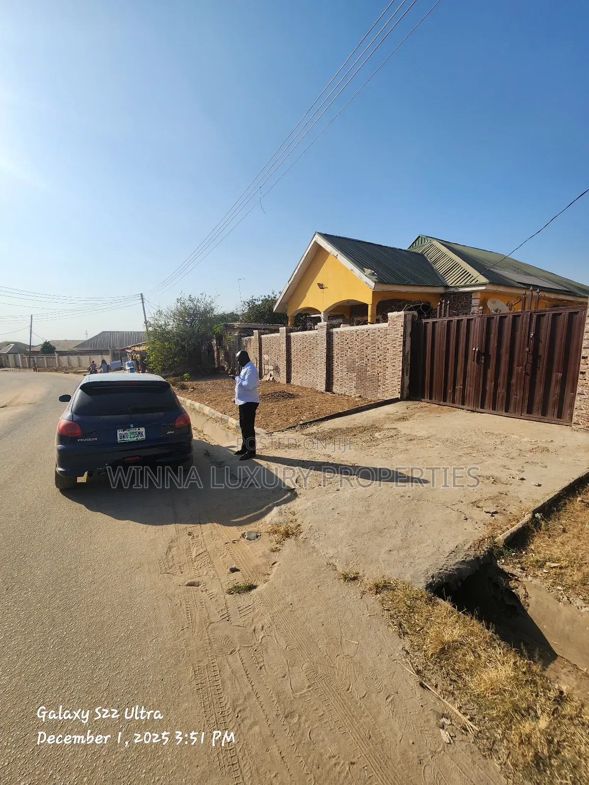 3bdrm Bungalow in Fha Lugbe. for sale